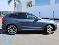2024 Volvo XC60 Plus Dark Theme