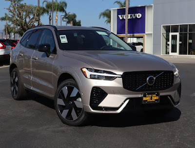 2025 Volvo XC60 Plug-In Hybrid