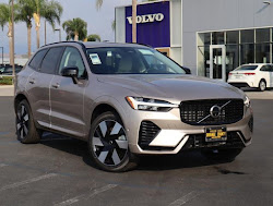 2025 Volvo XC60 Plug-In Hybrid Plus