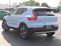 2025 Volvo XC40 Core Bright Theme