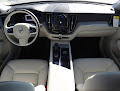 2025 Volvo XC60 Plug-In Hybrid Plus