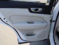 2025 Volvo XC60 Plug-In Hybrid Plus
