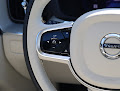 2025 Volvo XC60 Plug-In Hybrid Plus