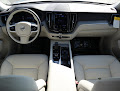 2025 Volvo XC60 Plug-In Hybrid Plus