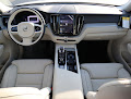 2025 Volvo XC60 Plug-In Hybrid Ultra