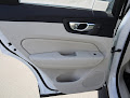 2025 Volvo XC60 Plug-In Hybrid Plus