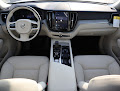 2025 Volvo XC60 Plug-In Hybrid Plus