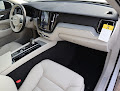 2025 Volvo XC60 Plug-In Hybrid Plus