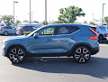 2024 Volvo XC40 Ultimate Bright Theme