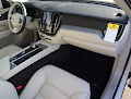 2025 Volvo XC60 Plug-In Hybrid Plus
