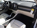 2025 Volvo XC40 Ultra Bright Theme