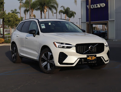 2025 Volvo XC60 Plug-In Hybrid