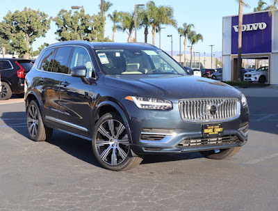 2025 Volvo XC90 Plug-In Hybrid