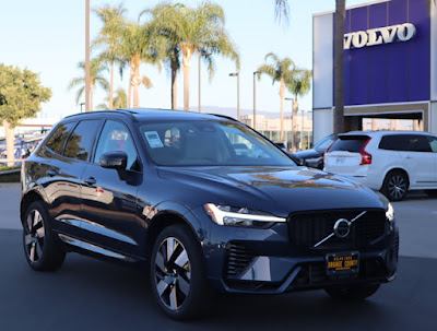 2025 Volvo XC60 Plug-In Hybrid