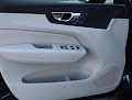 2025 Volvo XC60 Plug-In Hybrid Plus
