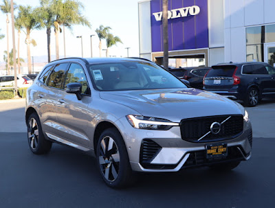 2025 Volvo XC60 Plug-In Hybrid