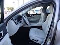2025 Volvo XC60 Plug-In Hybrid Plus