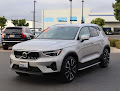 2024 Volvo XC40 Ultimate Bright Theme