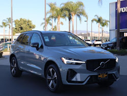 2025 Volvo XC60 Plug-In Hybrid Core