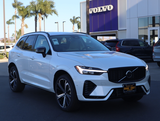 2025 Volvo XC60 Plug-In Hybrid Ultra