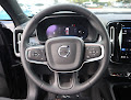 2025 Volvo XC40 Core Bright Theme