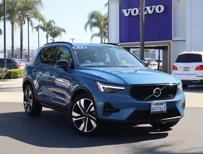 2023 Volvo XC40