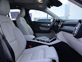 2023 Volvo XC40 Ultimate Dark Theme