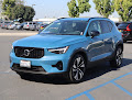 2023 Volvo XC40 Ultimate Dark Theme
