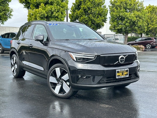 2023 Volvo XC40 Recharge Pure Electric 
