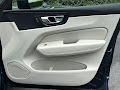 2025 Volvo XC60 B5