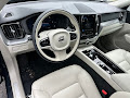 2025 Volvo XC60 B5