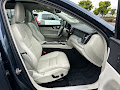 2025 Volvo XC60 B5