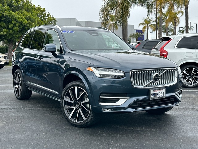 2025 Volvo XC90 B6 