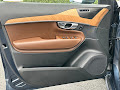 2025 Volvo XC90 B6