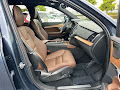 2025 Volvo XC90 B6