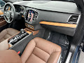 2025 Volvo XC90 B6