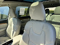 2022 Volvo XC90 Momentum